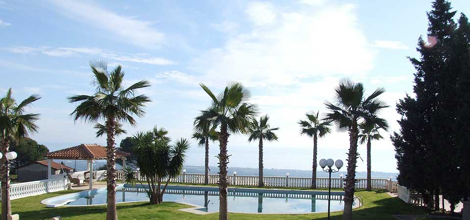 Location con piscina e splendida vista sul mare per cerimonia - Portosalvo di Mascali (CT)