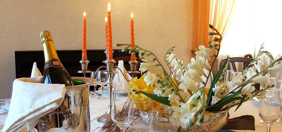 Reception hall surrounded by nature on the slopes of the Etna